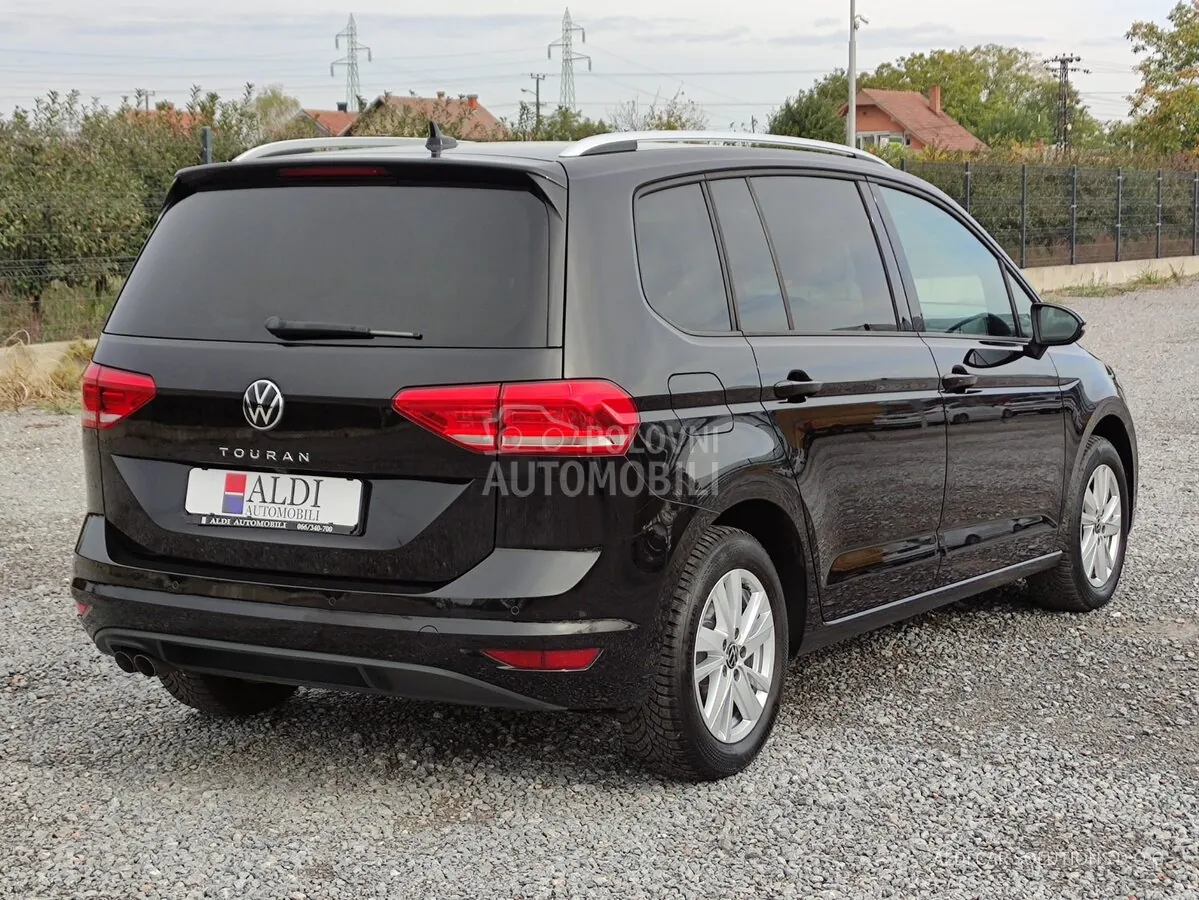 Volkswagen Touran 2023 photo 5