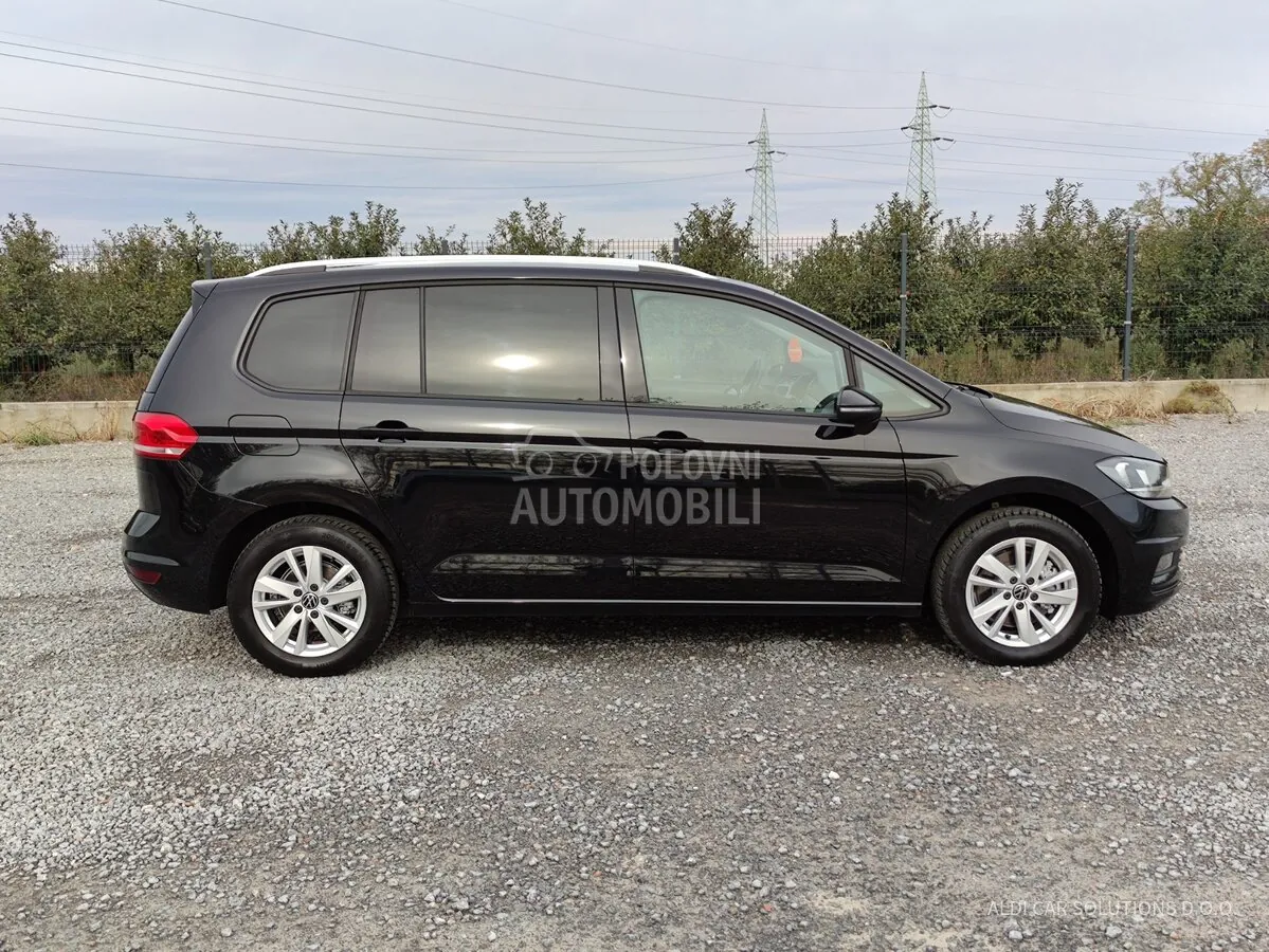 Volkswagen Touran 2023 photo 4
