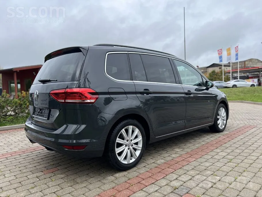 Volkswagen Touran 2015 photo 3