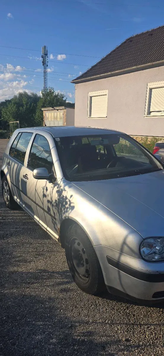 Volkswagen Golf 2004 photo 3