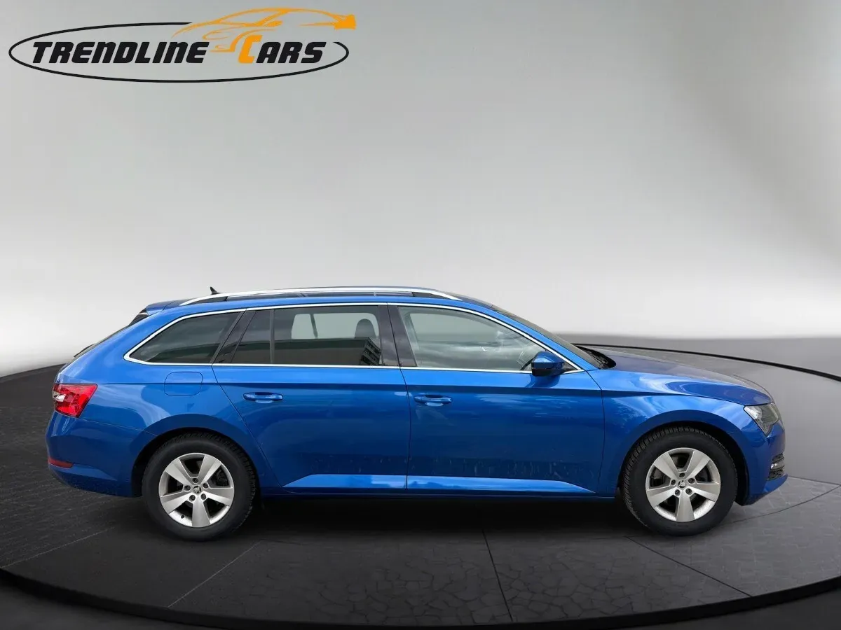 Skoda Superb 2023 photo 3