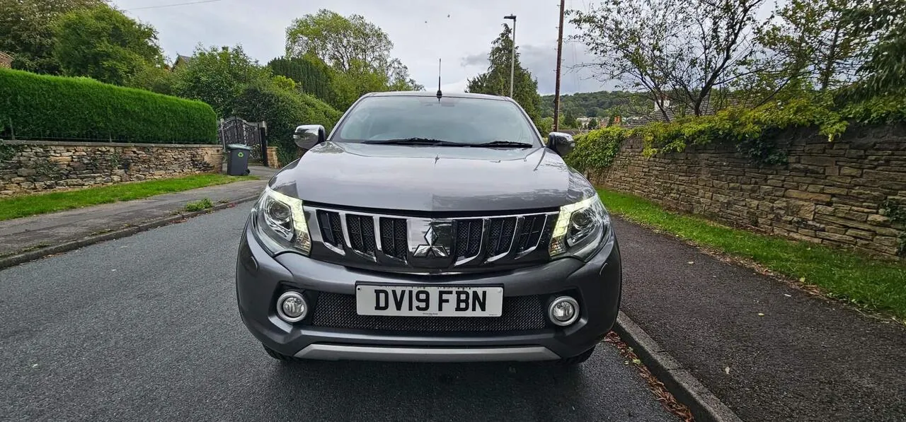Mitsubishi L200