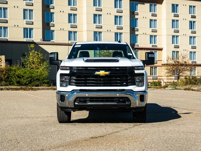 Chevrolet Silverado 3500Hd 2026 photo 3