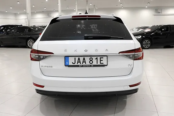 Skoda Superb 2023 photo 4