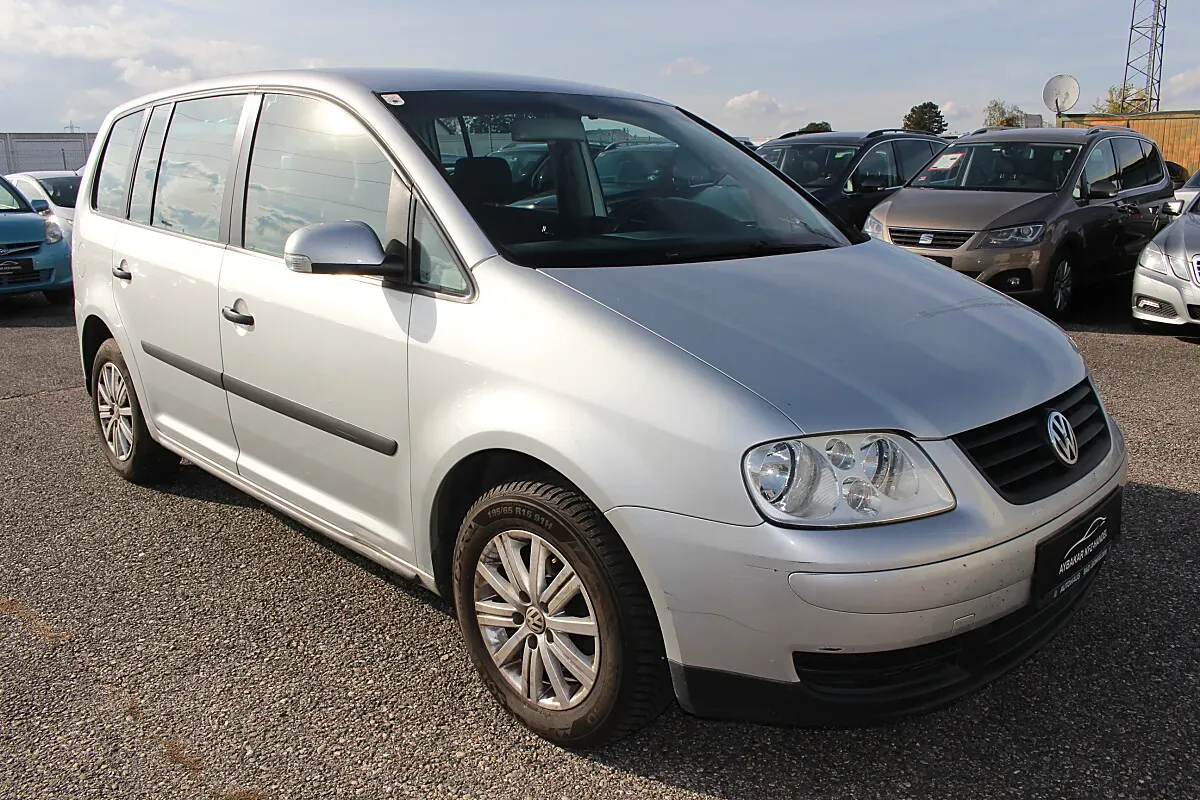 Volkswagen Touran 2003 photo 3