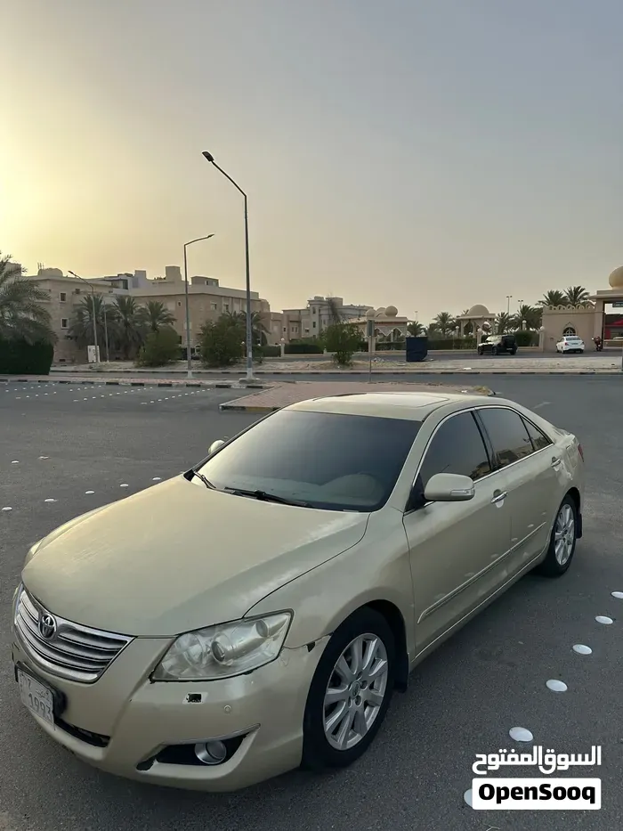 Toyota Aurion