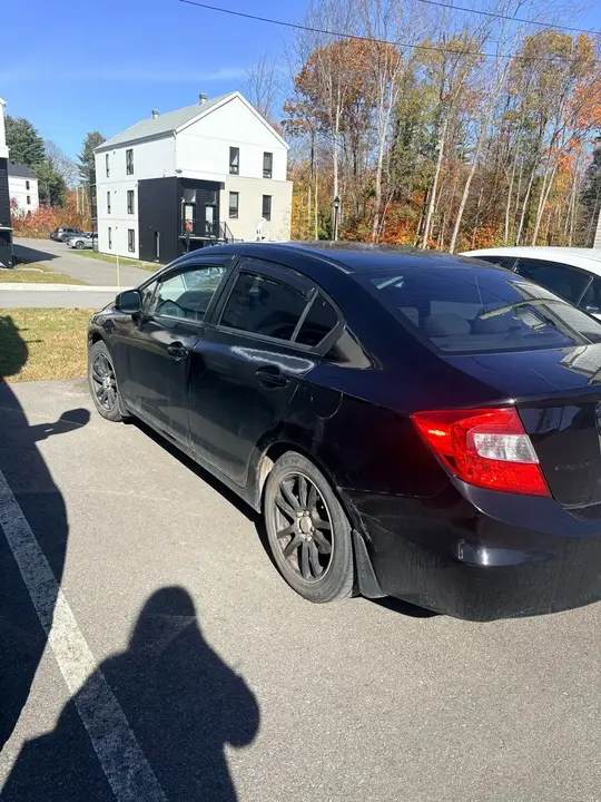 Honda Civic 2012 photo 3