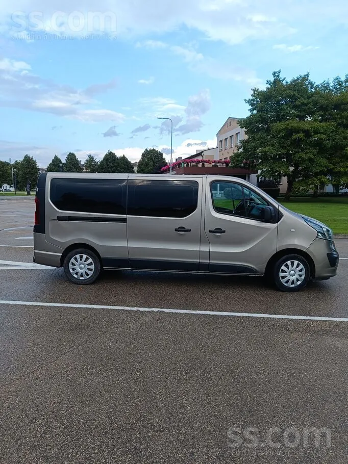 Opel Vivaro 2016 photo 4