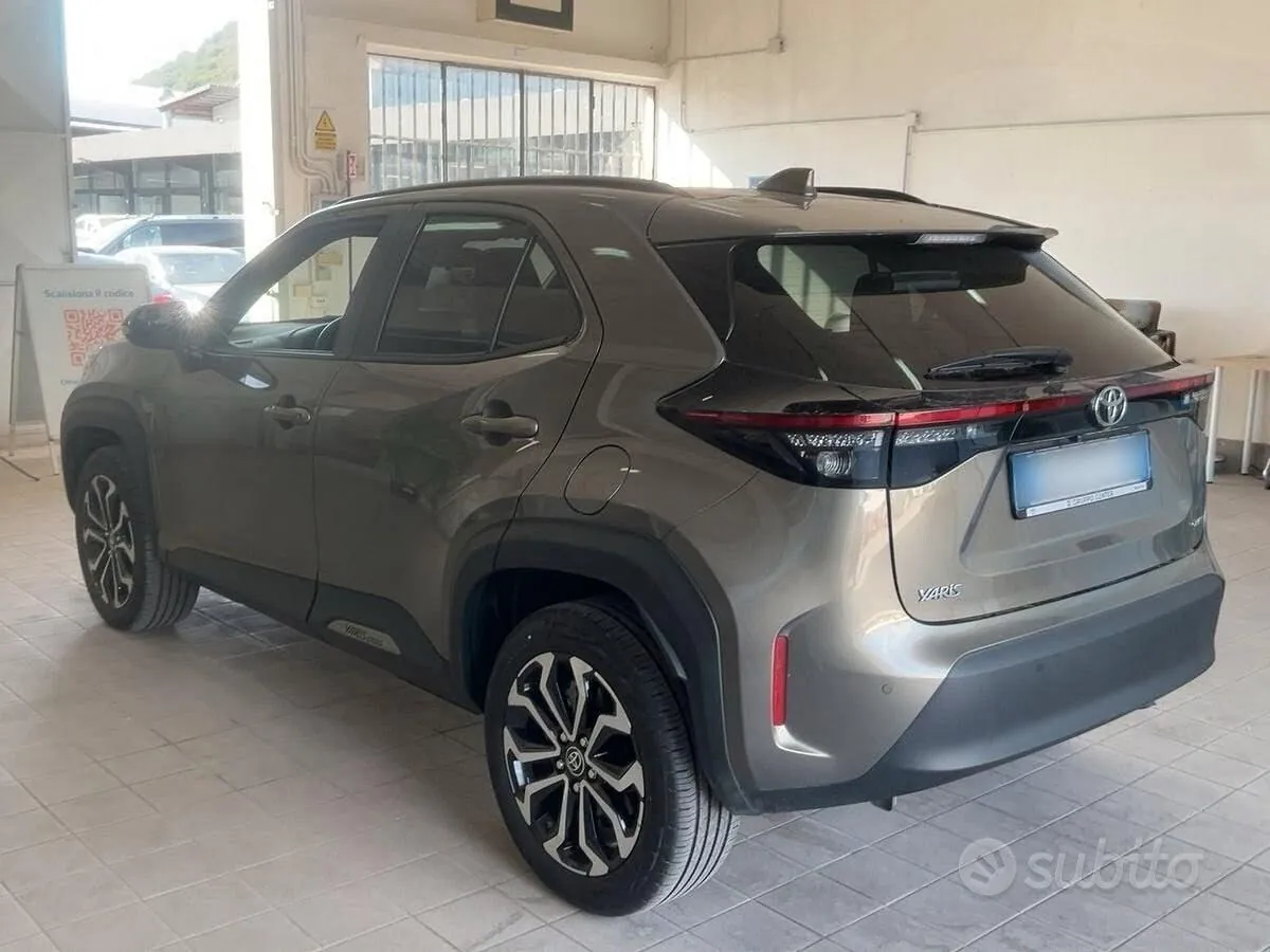 Toyota Yaris Cross 2024 photo 4