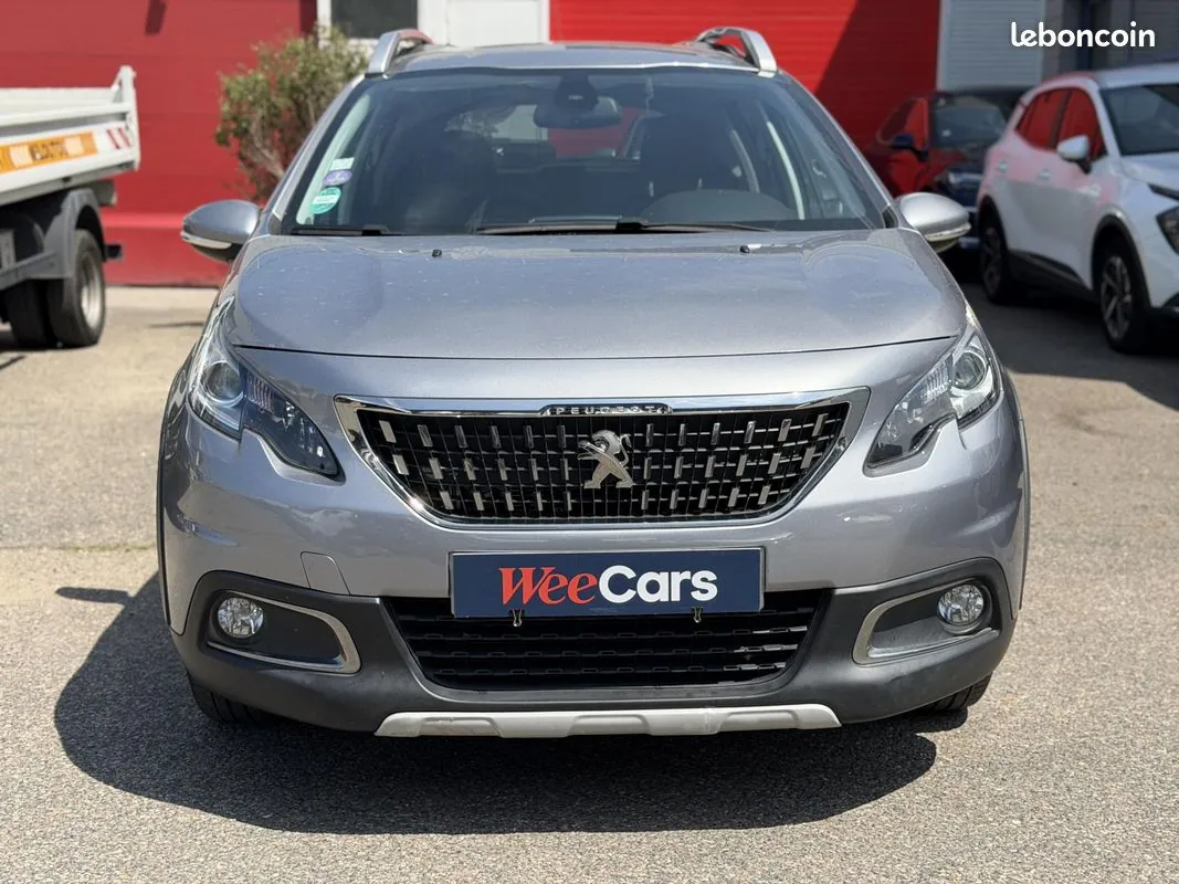 Peugeot 2008 2019 photo 2
