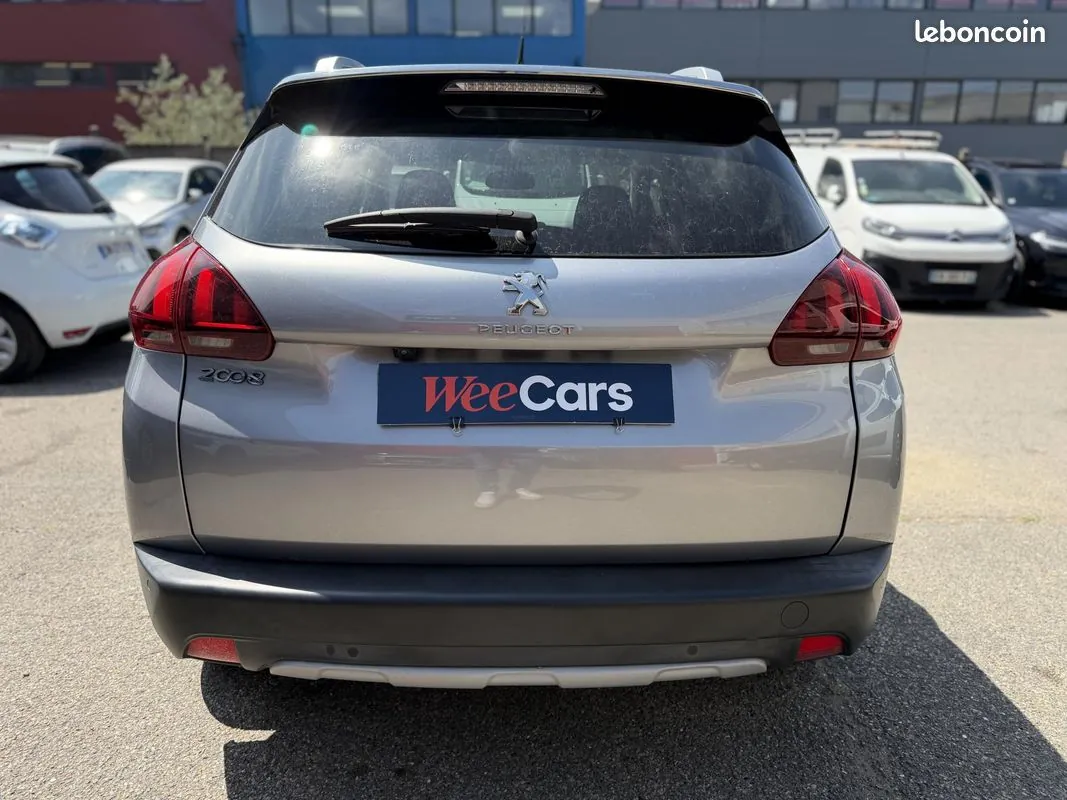 Peugeot 2008 2019 photo 5