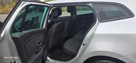 Renault Megane Iii 2015 photo 4
