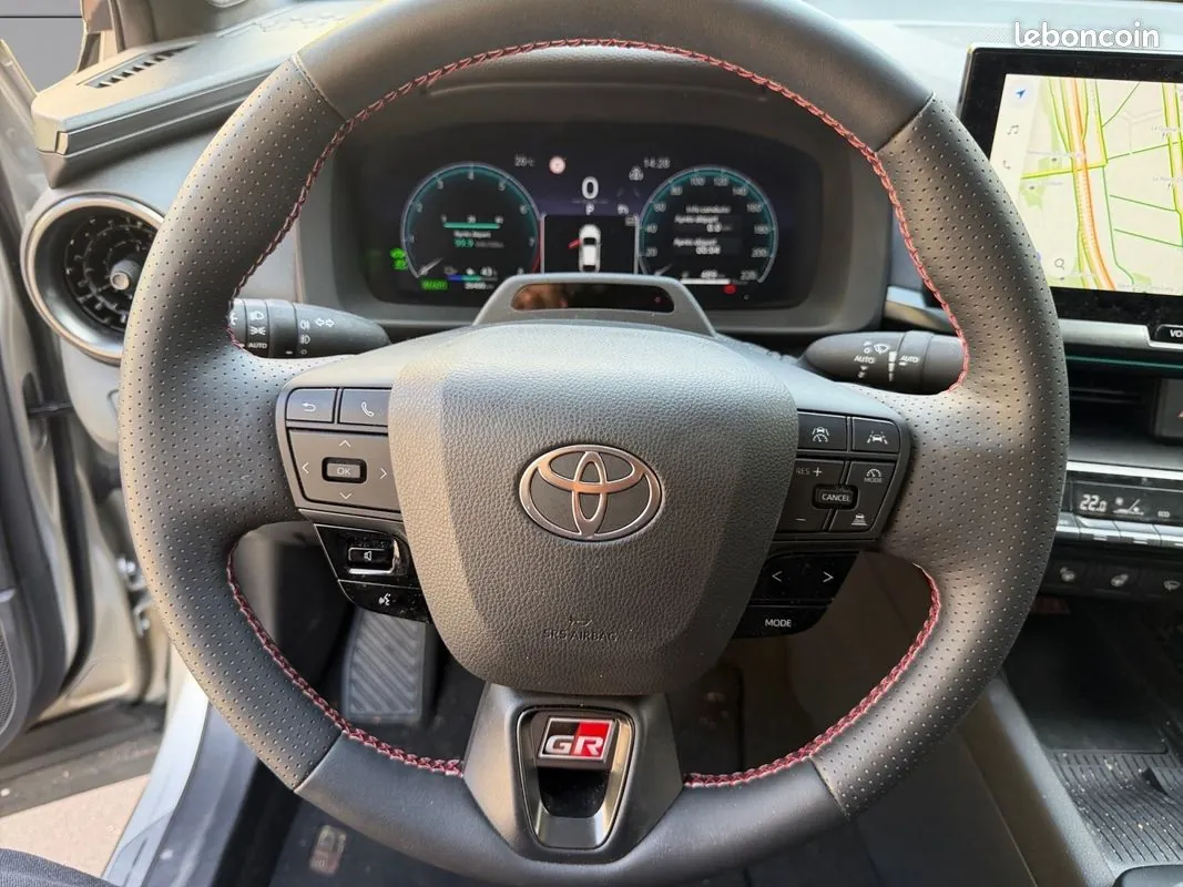 Toyota C-Hr 2025 photo 4