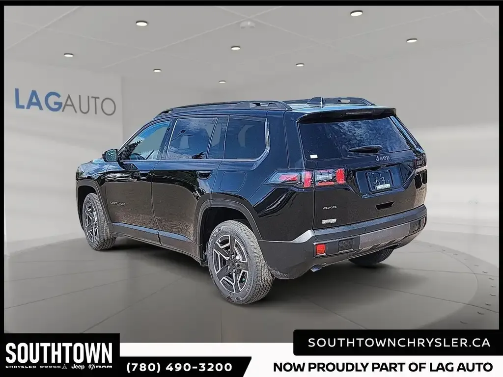 Jeep Cherokee 2026 photo 4