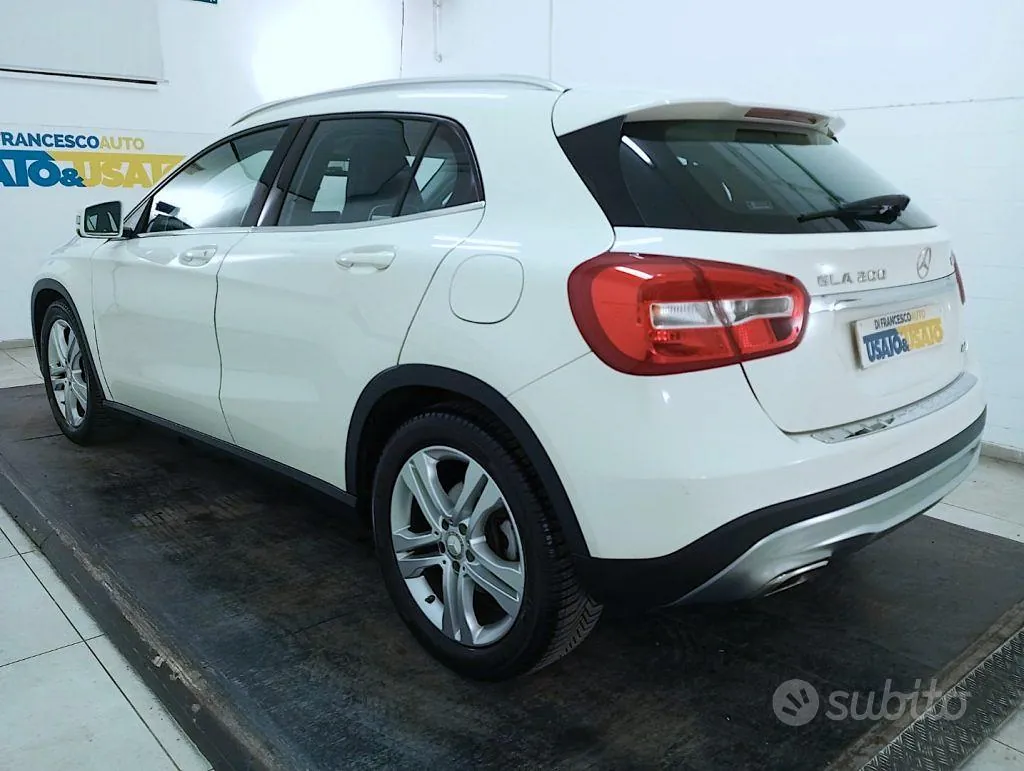 Mercedes-Benz Gla 2015 photo 2