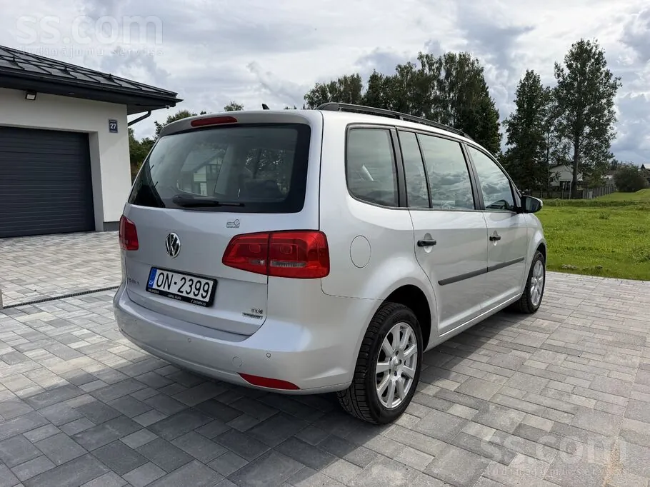 Volkswagen Touran 2014 photo 3