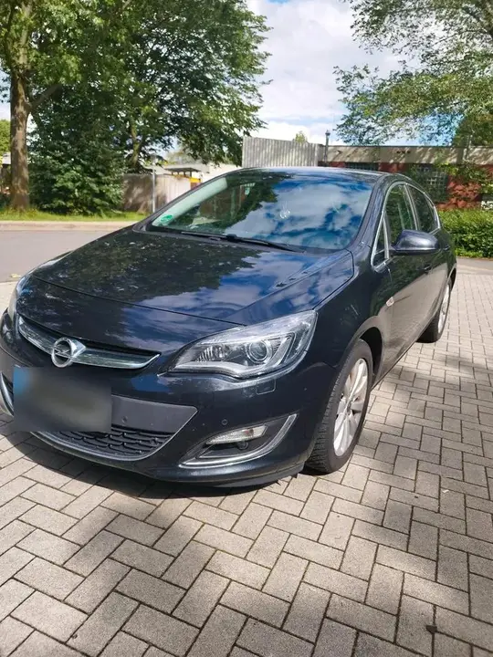 Opel Astra J