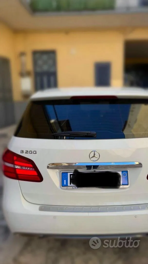 Mercedes-Benz C-Class 2018 photo 3