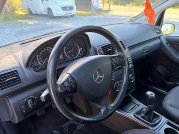 Mercedes-Benz A-Class 2006 photo 2