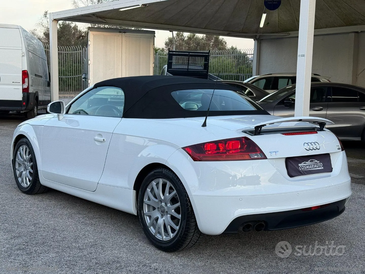 Audi Tt Roadster 2012 photo 4
