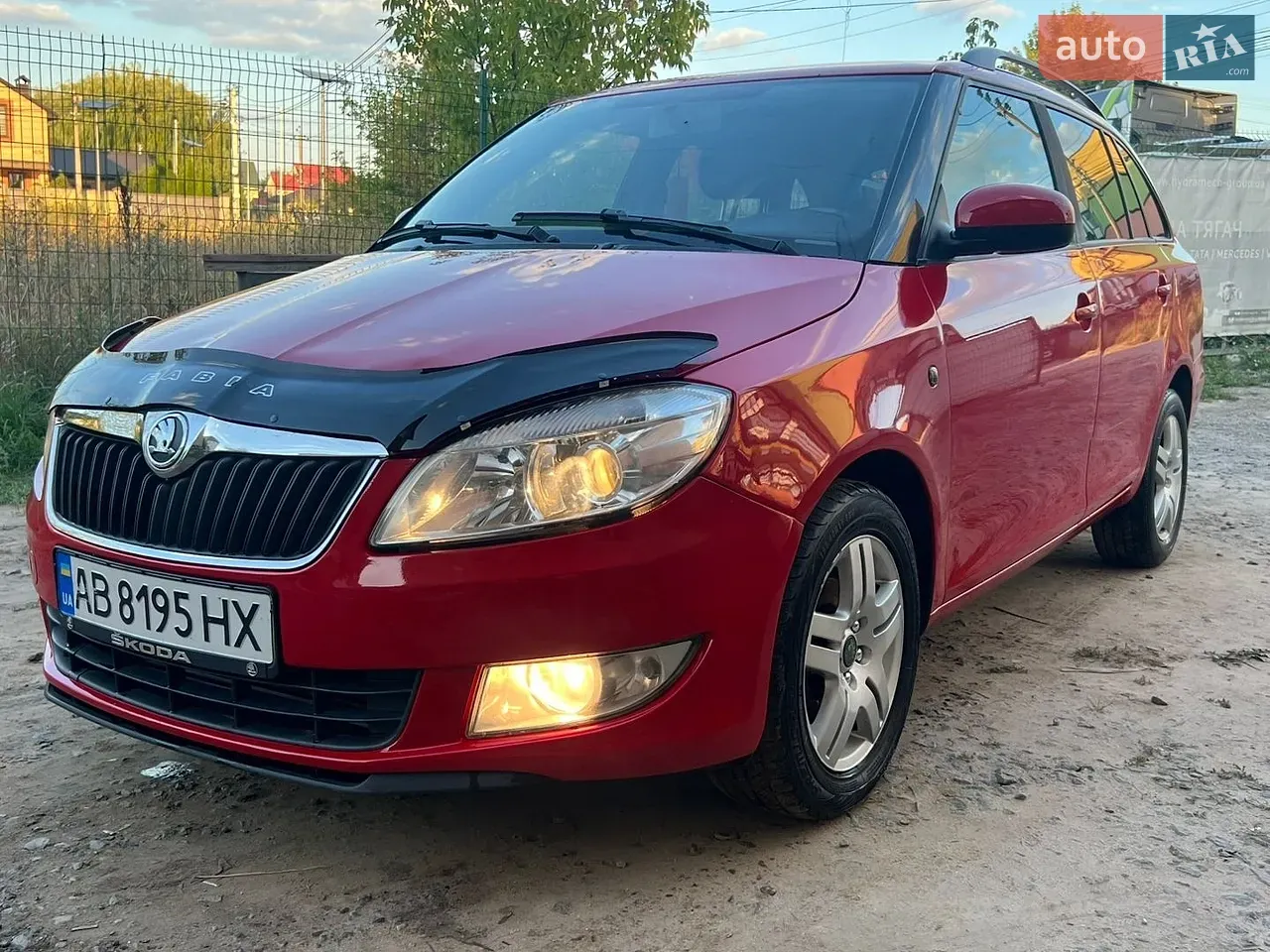 Skoda Fabia 2014 photo 2