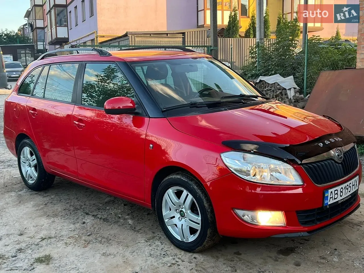 Skoda Fabia 2014 photo 4