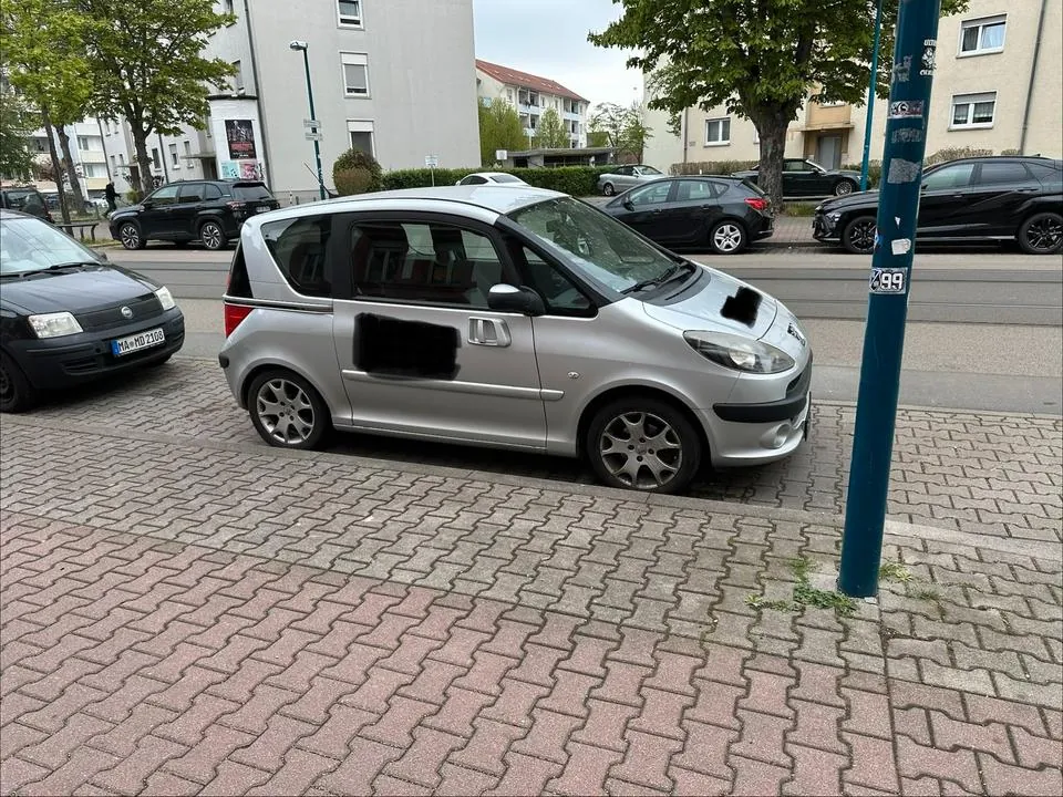 Peugeot 1007
