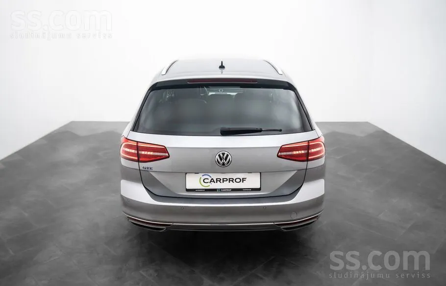 Volkswagen Passat 2018 photo 5