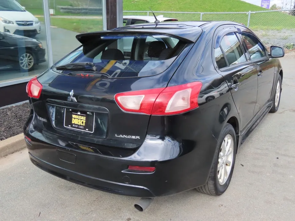 Mitsubishi Lancer 2011 photo 5