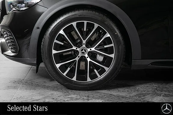Mercedes-Benz E300 De 2026 photo 5