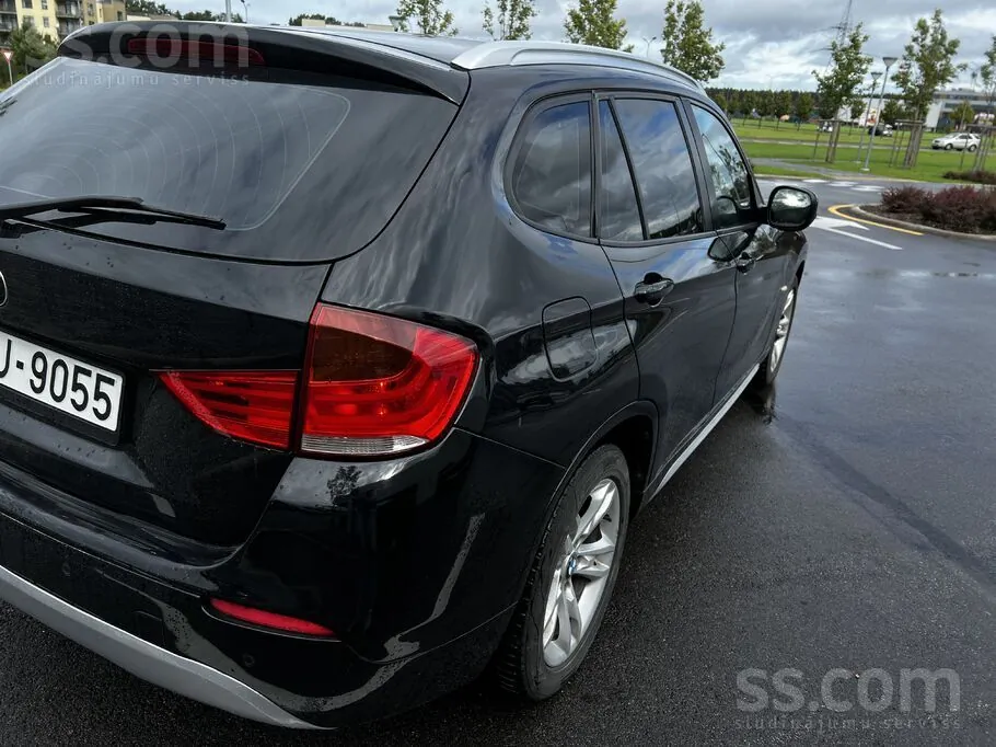BMW X1 2010 photo 4