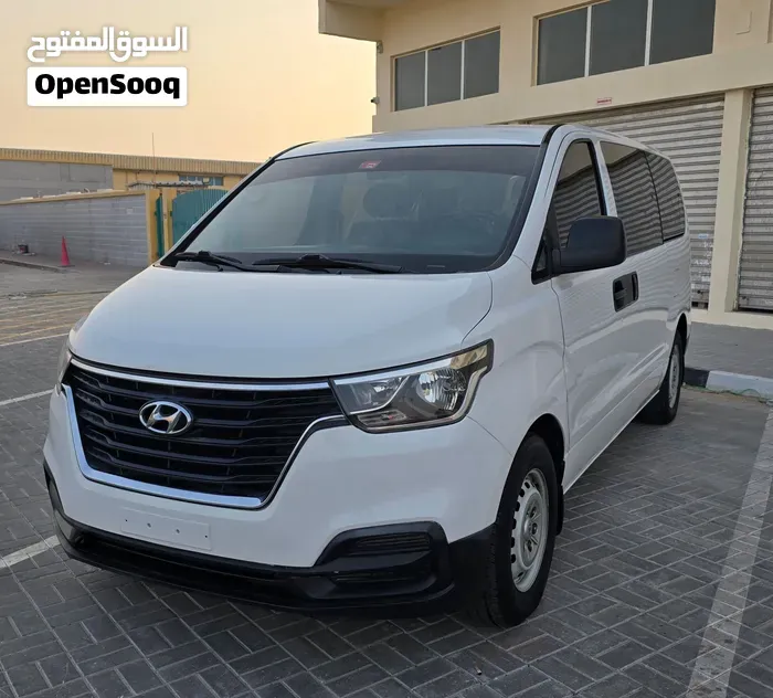 Hyundai H1 Gl 2018 photo 2