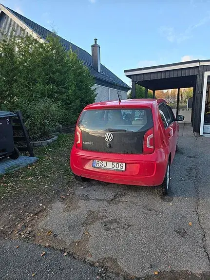 Volkswagen Up 2013 photo 3