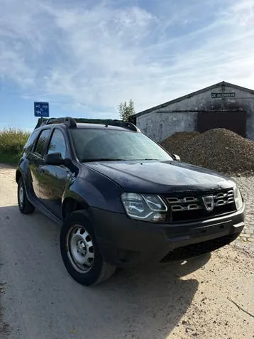 Dacia Duster 2017 photo 2