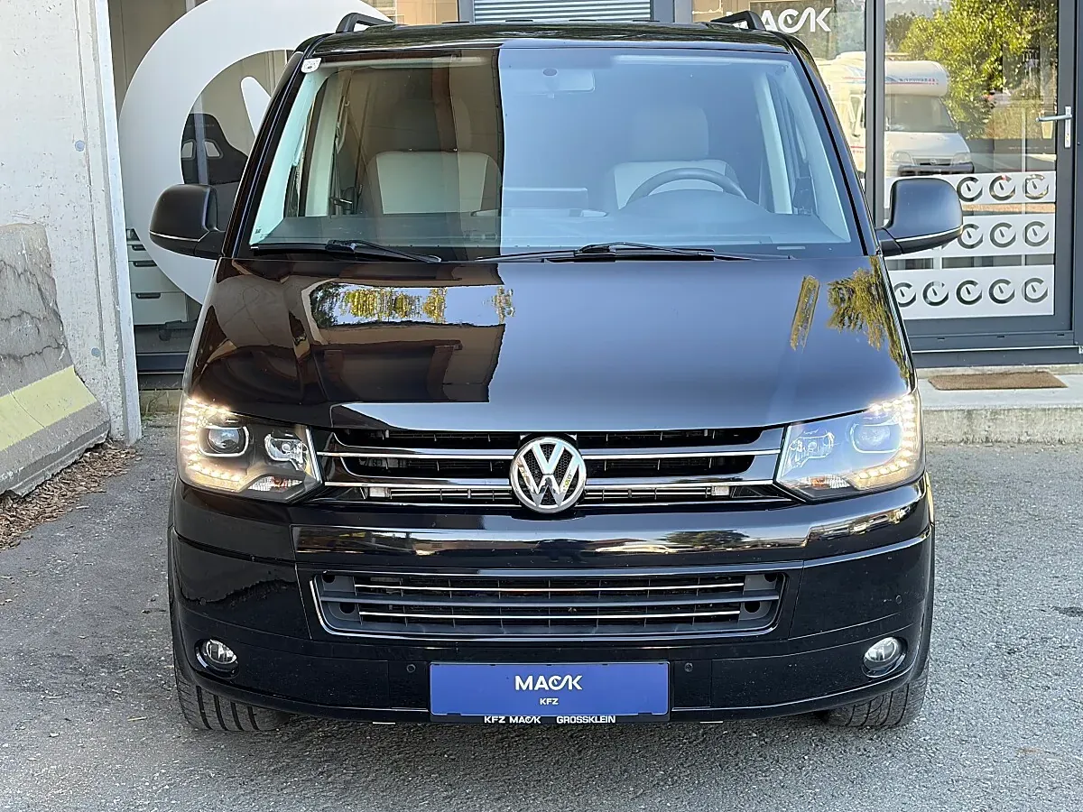 Volkswagen Multivan 2011 photo 2