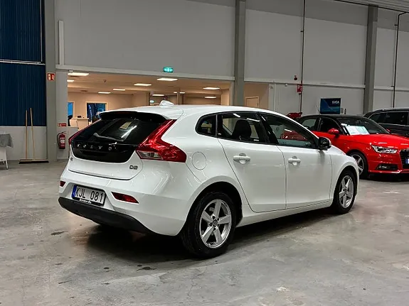 Volvo V40 2013 photo 3