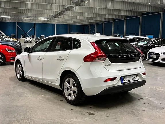 Volvo V40 2013 photo 5