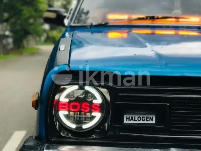 Nissan Sunny 1982 photo 4