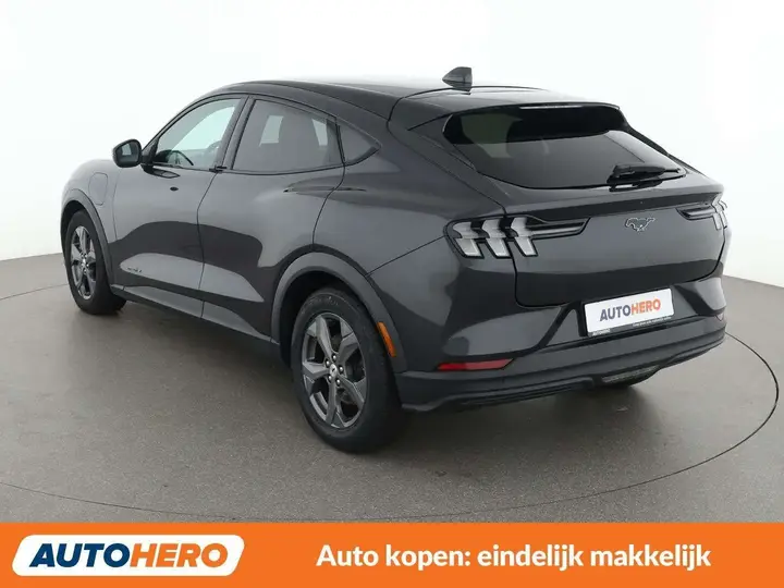 Ford Mustang Mach-E 2022 photo 4
