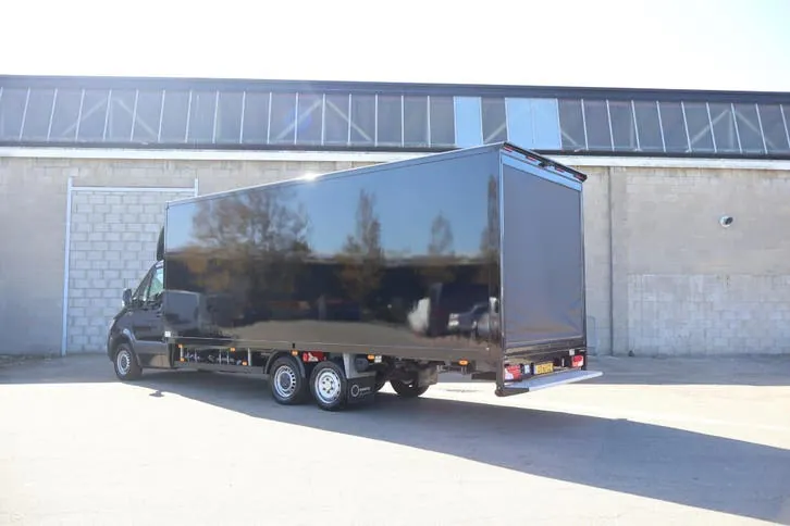 Mercedes-Benz Sprinter 2023 photo 3