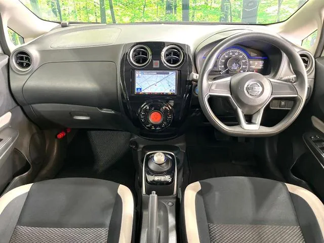Nissan Note 2019 photo 2