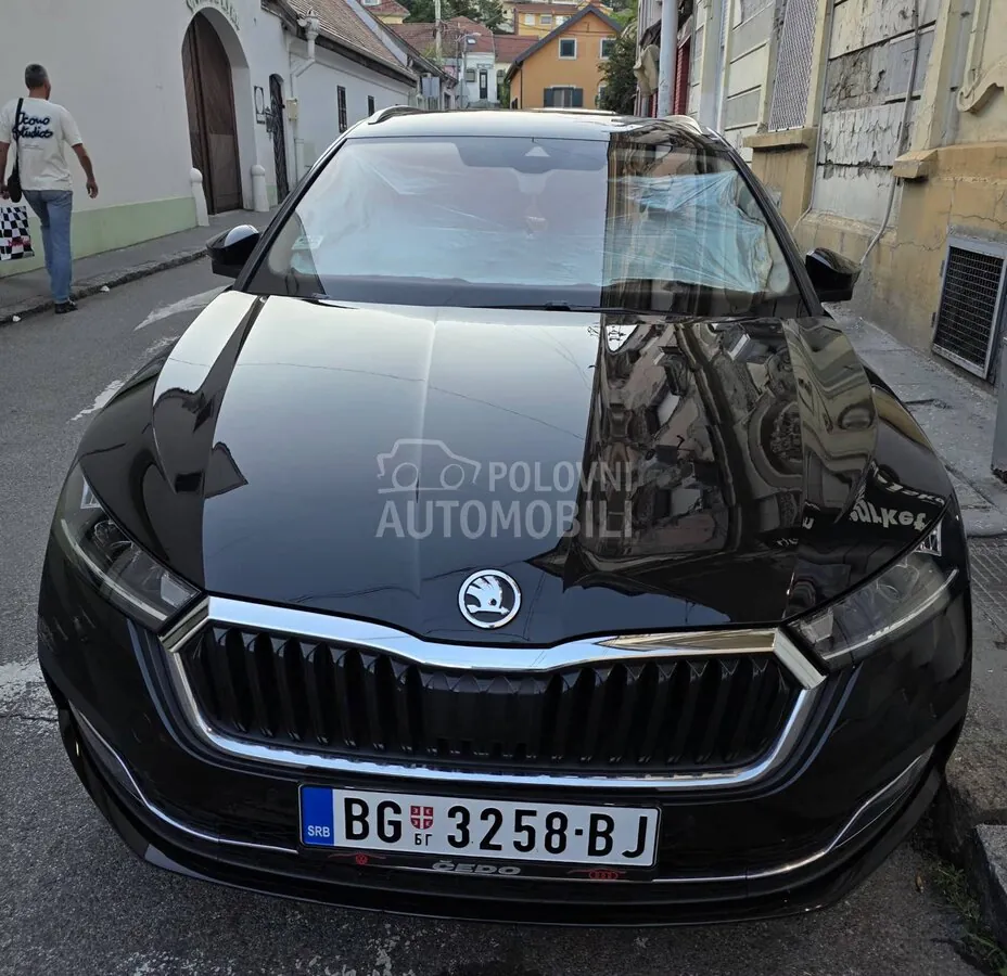 Skoda Octavia 2021 photo 2