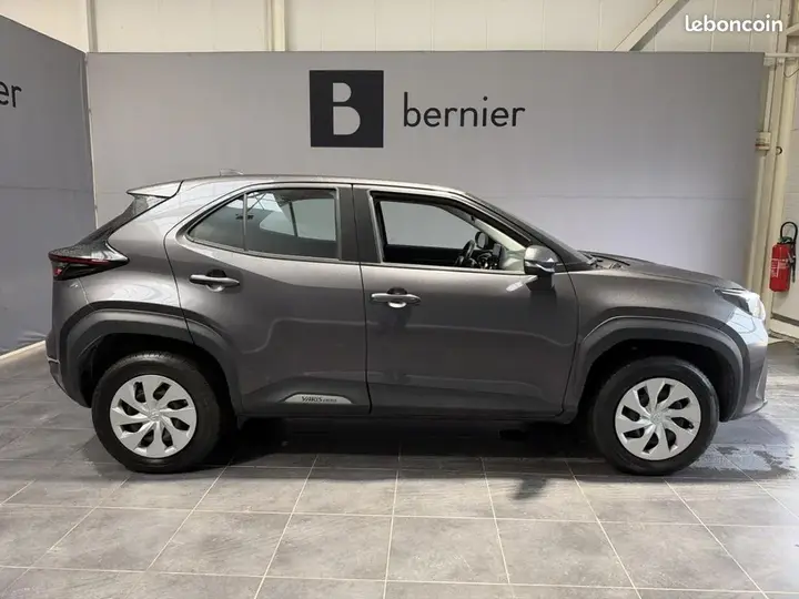 Toyota Yaris Cross 2022 photo 2