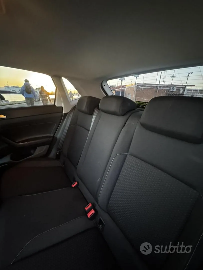 Volkswagen Polo 2018 photo 3