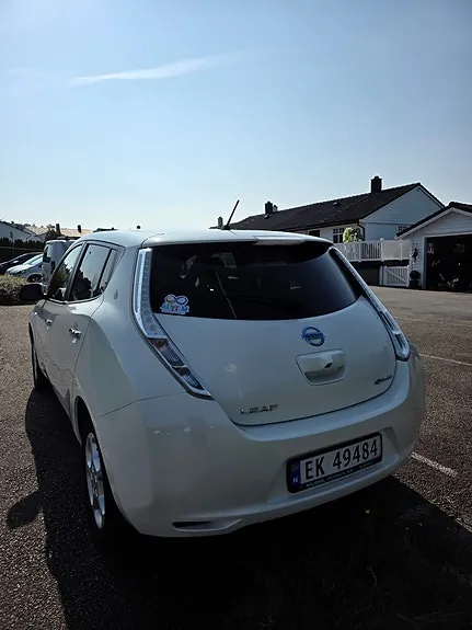 Nissan Leaf 2014 photo 3