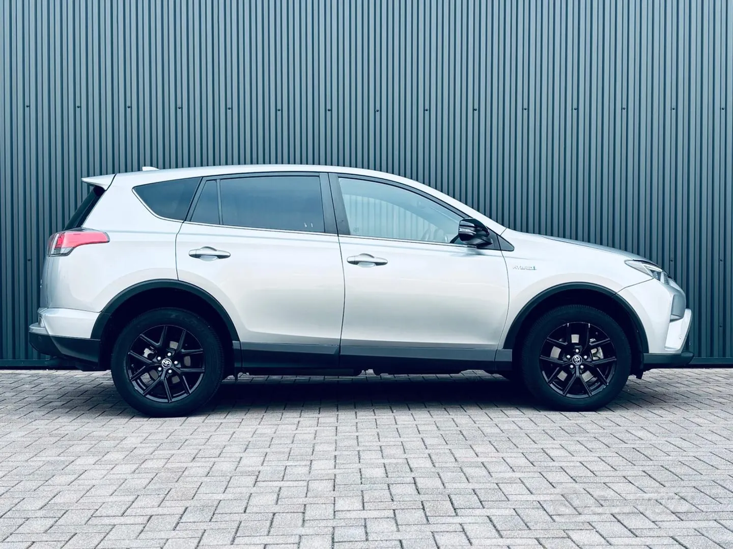 Toyota Rav4 2019 photo 2