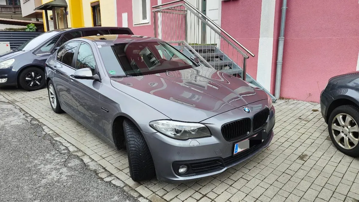 BMW 5 Series 2015 photo 3