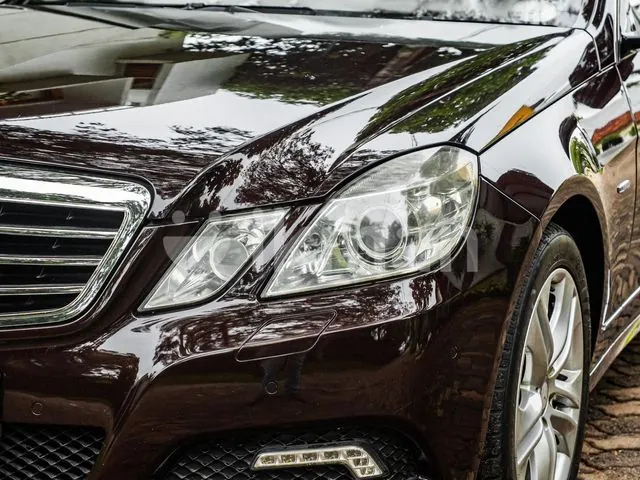 Mercedes-Benz E250 2009 photo 4