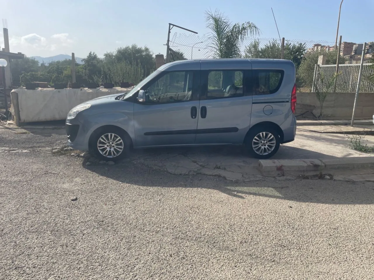 Fiat Doblo 2012 photo 4