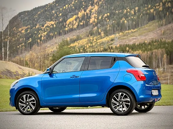 Suzuki Swift 2022 photo 5